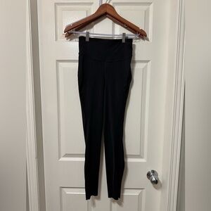 Lululemon base pace high rise tight size 4 euc
